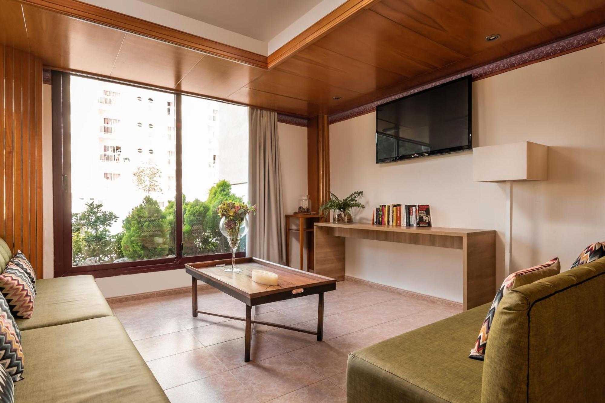 Hotel Cartago Nova By Alegria Malgrat de Mar Exterior foto