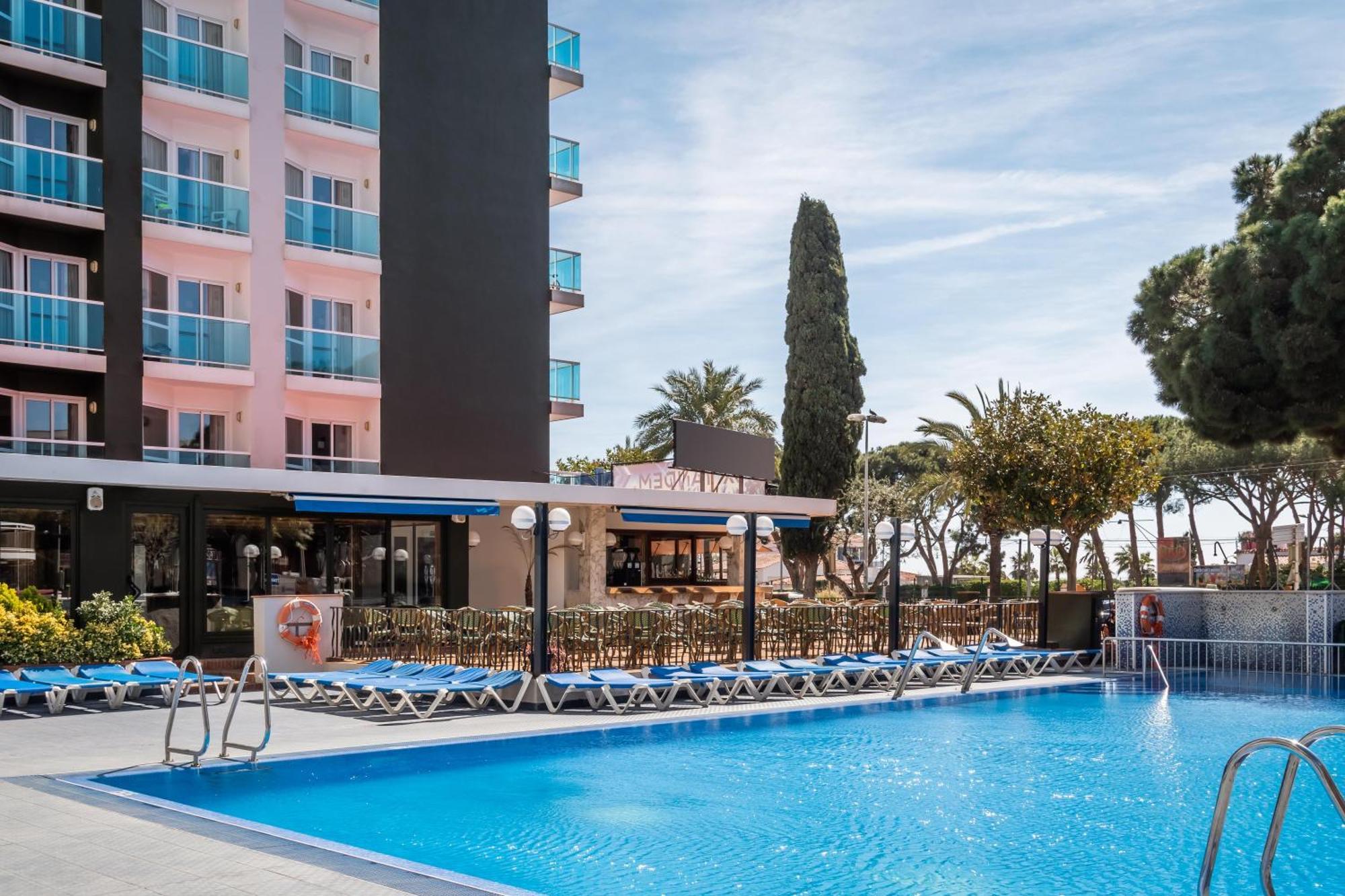 Hotel Cartago Nova By Alegria Malgrat de Mar Exterior foto